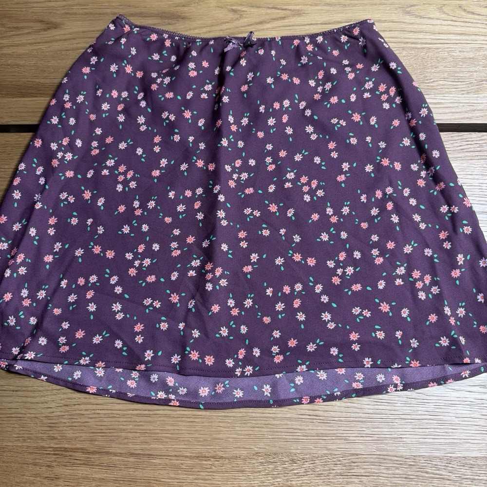 NEW Women's Short Floral Skirt- Size Small